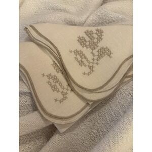 Vintage Natural Linen With Taupe Hand Cross-stitched‎ Floral Scalloped Napkins 2